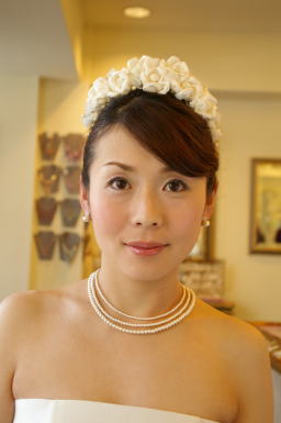 ブライダルボンネ ウエディングボンネ ヘアアクセサリー 髪飾り ウエディング 花嫁 花嫁の髪型ヘアスタイル、アレンジもご提案しています。
