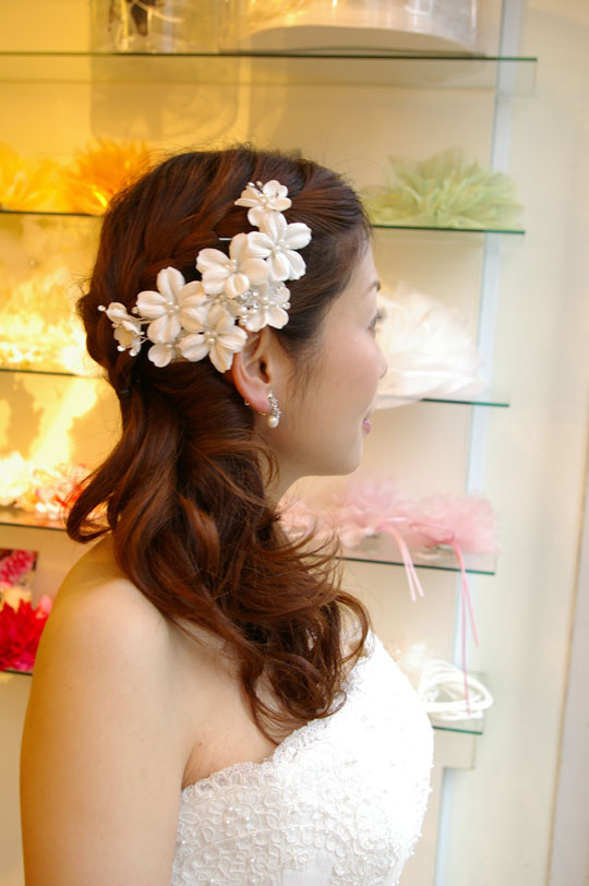 ブライダル ヘアアクセサリー ウエディングアクセサリー 髪飾り 花嫁の髪型 ヘアスタイル  花嫁の髪型 ヘアスタイル 