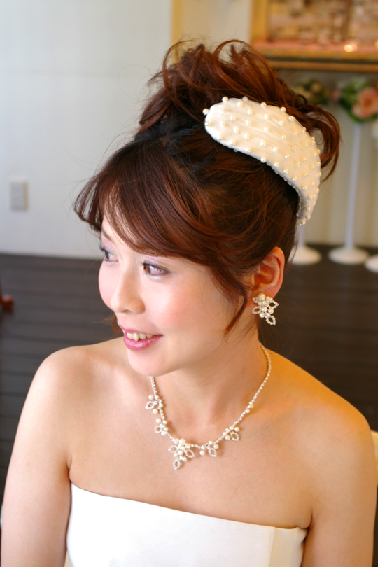 輝い 3D♢ブライダルパールヘッドドレス 髪飾りウェディングヘアアクセサリー結婚式 azuraftu.mg