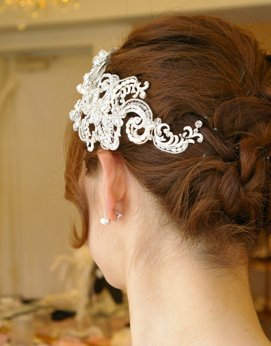 ブライダル髪飾り ヘアアクセサリー 花嫁ヘアスタイル 髪型もご提案！
